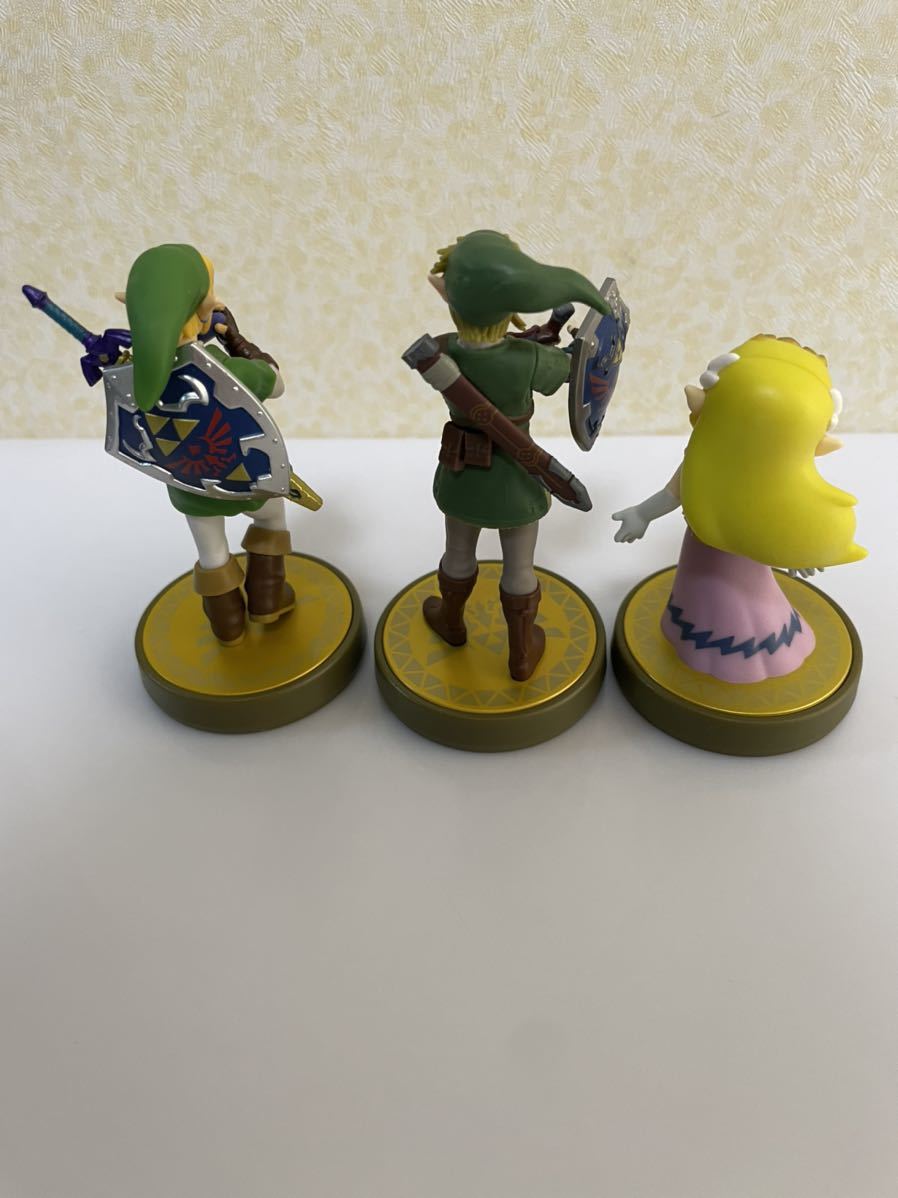 amiibo アミーボ ゼルダの伝説 トワイライトプリンセス　ウルフリンク　ブレスオブザワイルドなど　　　11体　送料無料