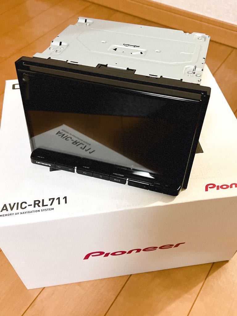 カロッツェリア 楽ナビ AVIC-RL711 8インチ 店頭展示品 おまけ付き www