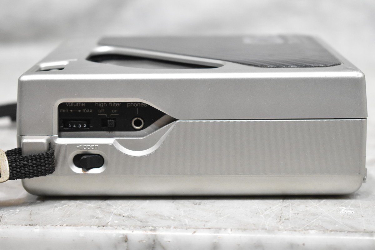 送料無料!!】Technics テクニクス ポータブルCDプレイヤー SL 送料無料!!】Technics テクニクス ポータブルCDプレイヤー SL