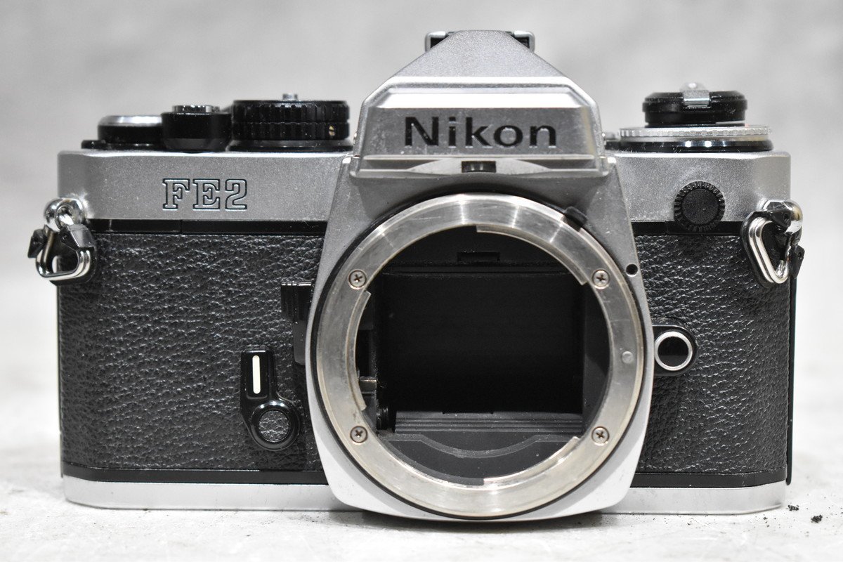 NIKON ニコン FE2 ボディ + NIKKOR 35-70mm 1:3.5 レンズ フィルム一眼 