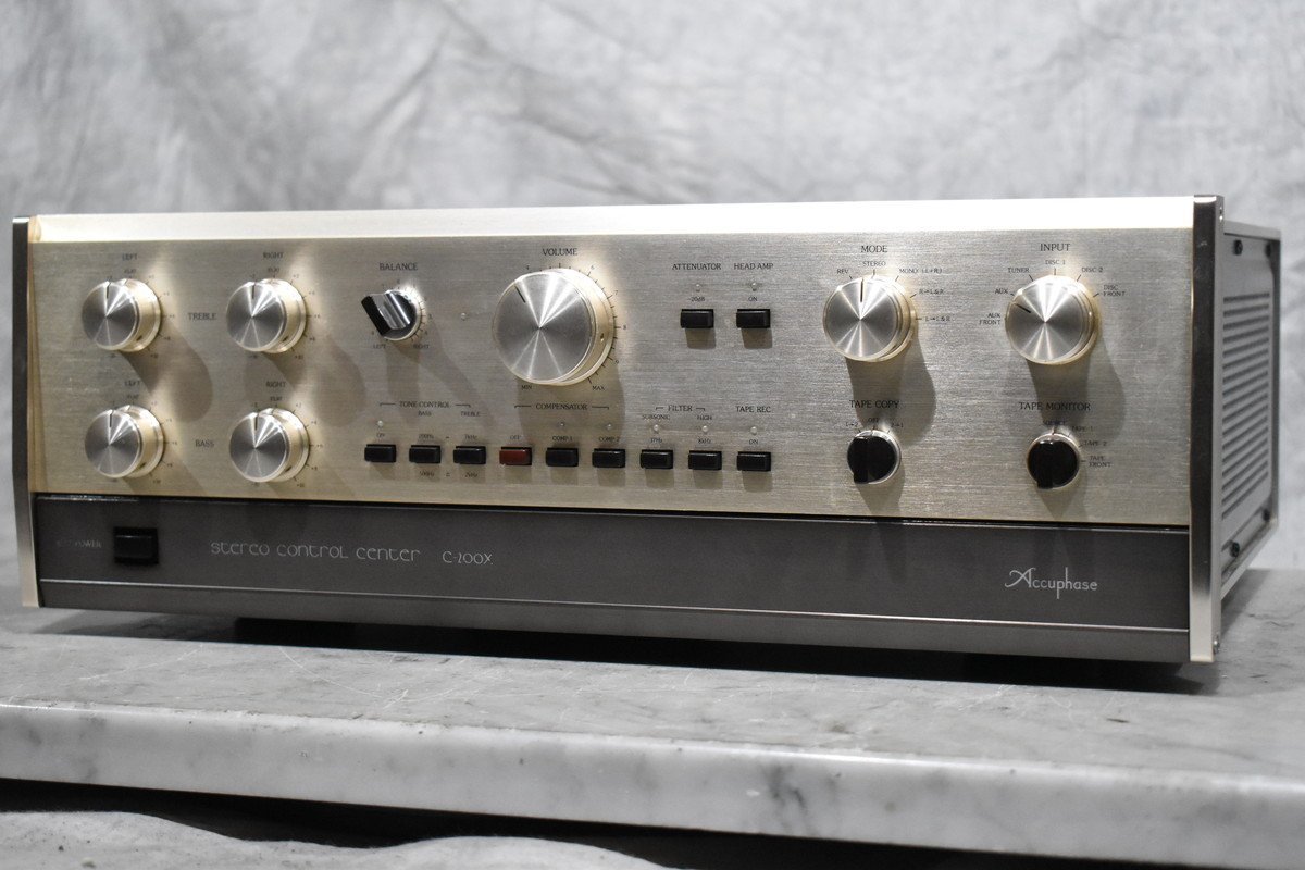 Accuphase アキュフェーズ コントロールアンプ C-200X www