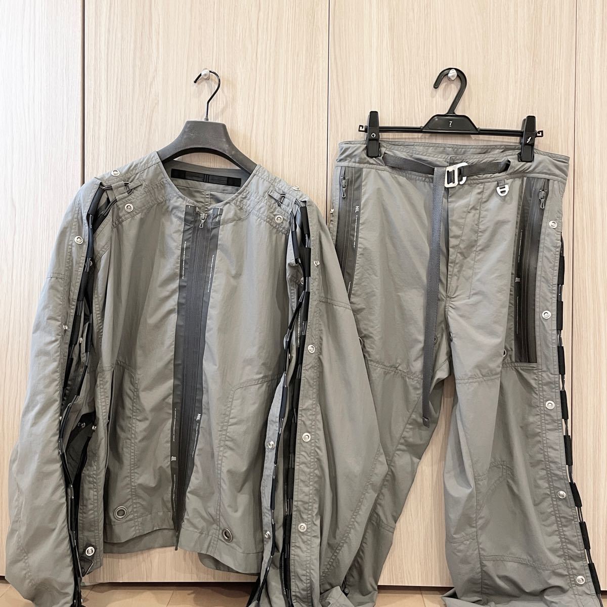 専用 購入不可 ニルズ ブルゾン パンツ セットアップ julius nike acg リックオウエンス アクロニウム alyx