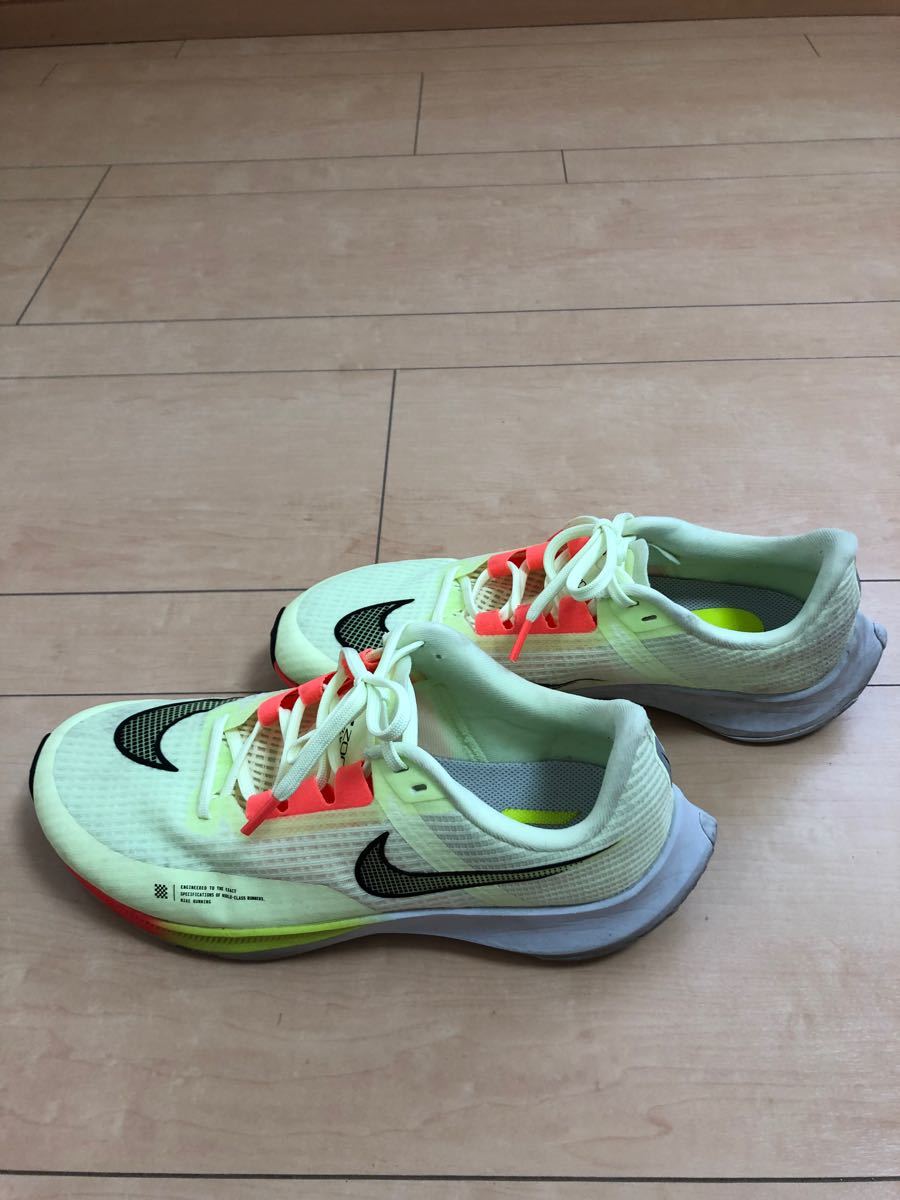 NIKE ナイキ　air zoom RIVAR FLY3