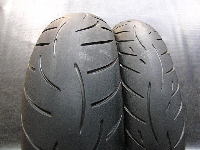 中古前後セット!メッツラー◎Z8. 120/70ZR17. 180/55ZR17. TK206:22051_画像1