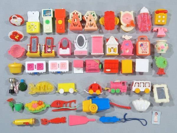 □当時物 古い グリコ おまけ 女の子 おもちゃ 玩具 家具 食玩 □当時物 古い グリコ おまけ 女の子 おもちゃ 玩具 家具 食玩