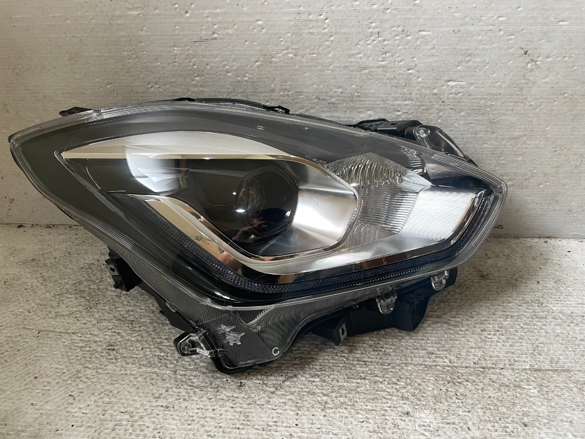 ☆ スイフト ZC53S ZC13S ZC83S LED ヘッドライト 右 ☆2511 bpbd