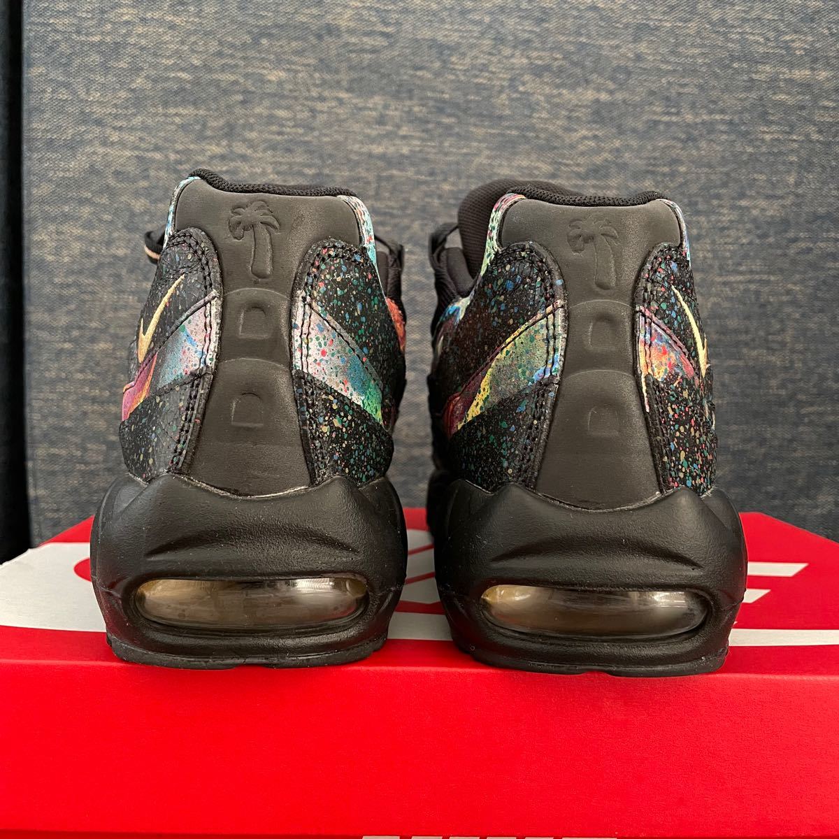 Air max 95 top black/metallic gold/cobalt blaze