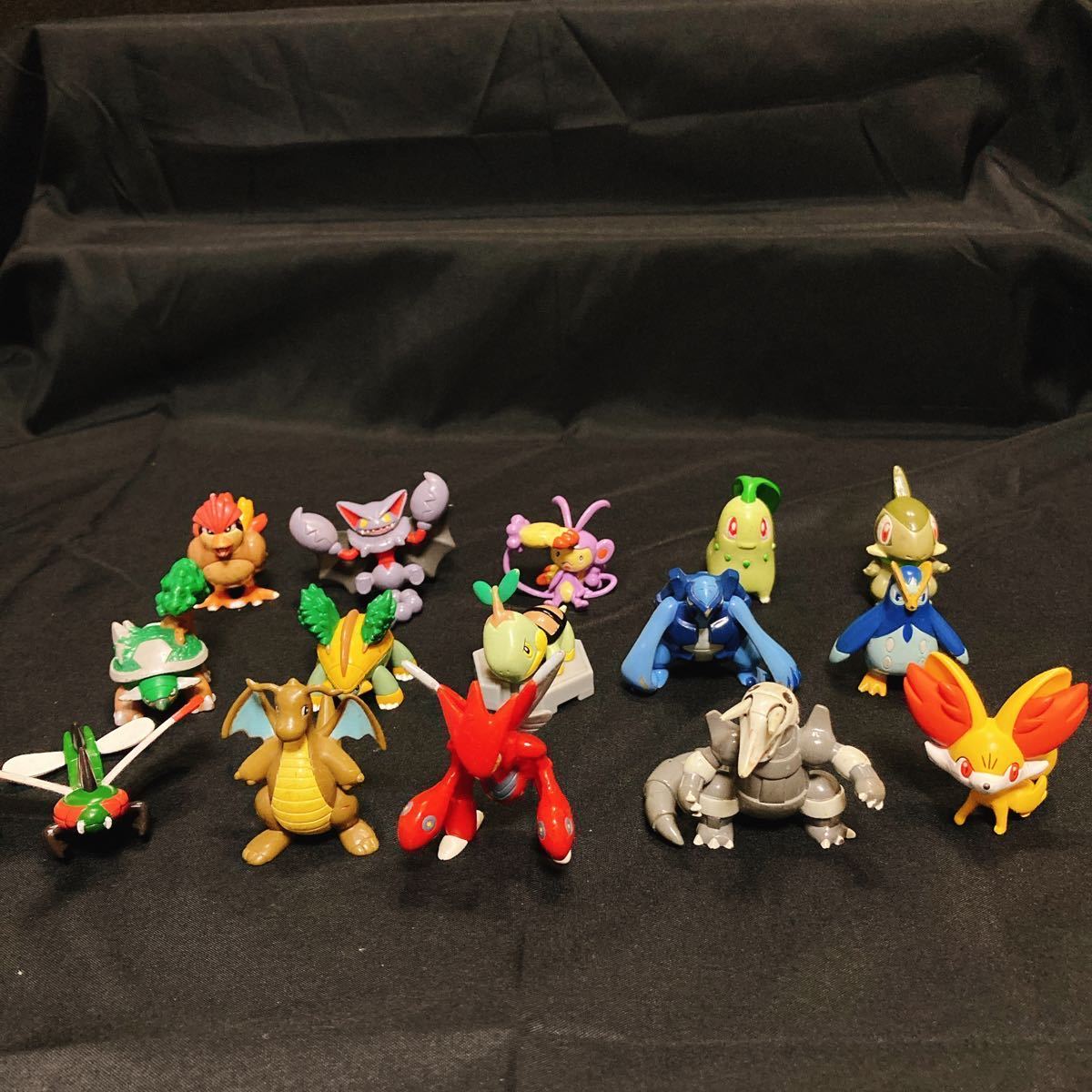 ポケモン モンコレ フィギュア 約130体 大量 伝説 幻 廃盤 多数 ポケモン モンコレ フィギュア 約130体 大量 伝説 幻 廃盤 多数