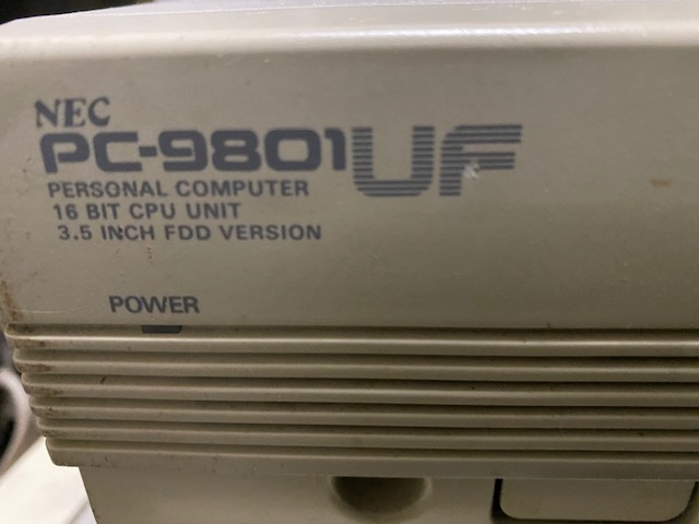 ★NEC　PC-9801UF　上FD故障、接続外してる　正常起動　下FD起動正常★　稀少品_画像1