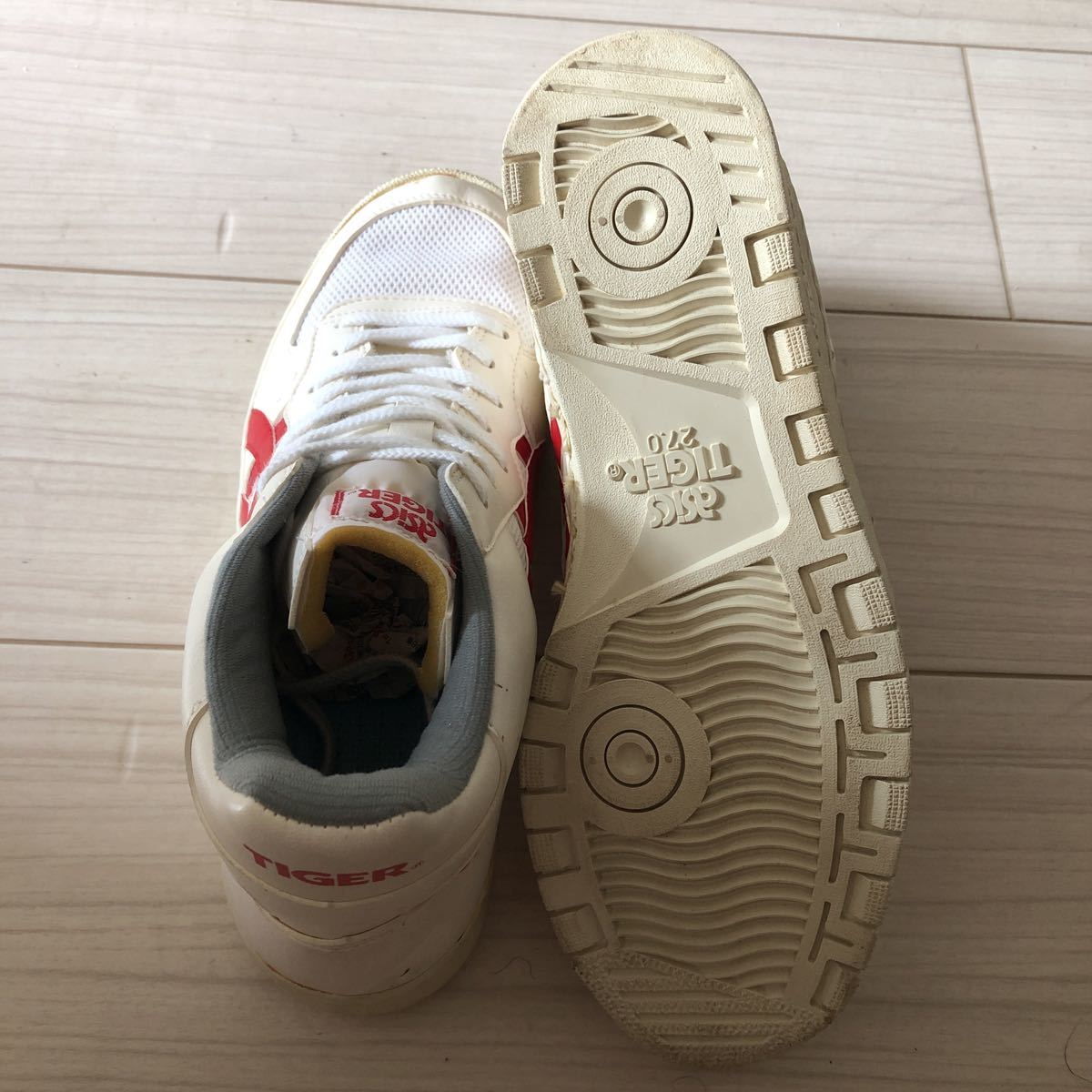 デッドストック 80's asics TIGER アシックスタイガー ファブレ コートセンサー バスケットボールシューズ 27.0㎝ 白×赤 日本製ビンテージ item details | Yahoo! JAPAN Auction | One Map by FROM JAPAN デッドストック 80's asics TIGER アシックスタイガー ファブレ コートセンサー バスケットボールシューズ 27.0㎝ 白×赤 日本製ビンテージ item details | Yahoo! JAPAN Auction | One Map by FROM JAPAN