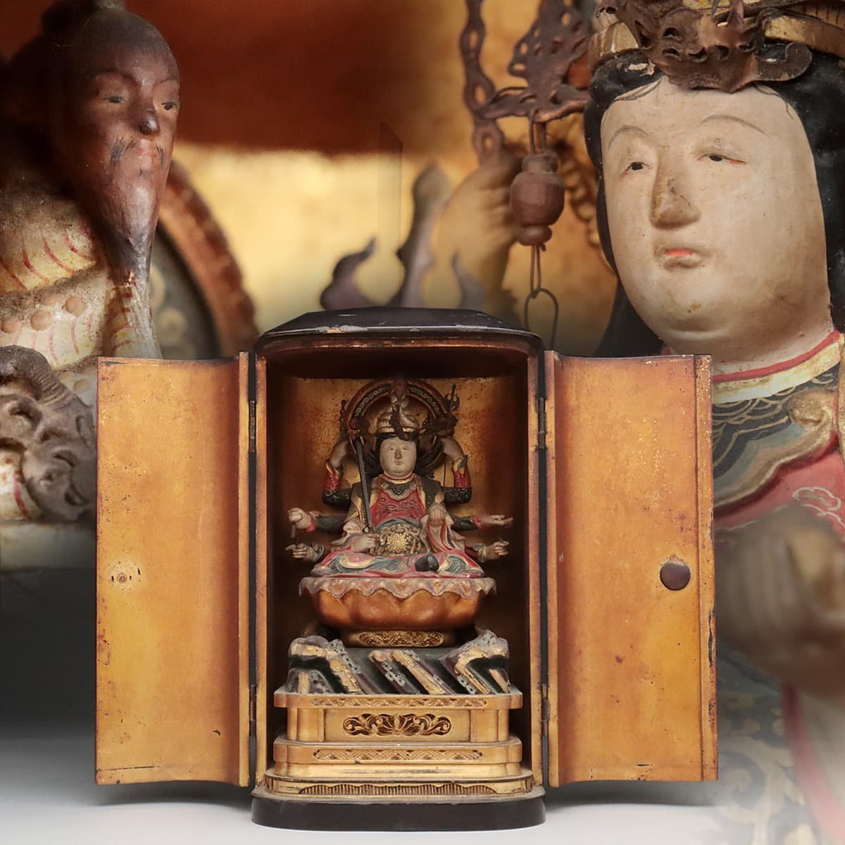 江戸時代 黒内金蒔絵厨子 木造 金泥 彩色 仏像 厨子仏 細密彫刻 仏教美術