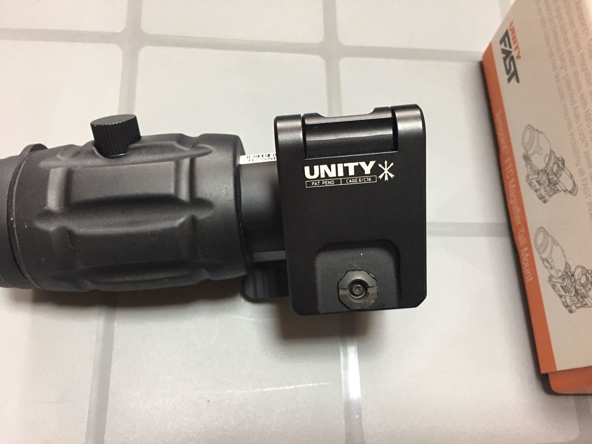 Unity Tactical 実物マウント Vector Opticsマグニファイア付き | www