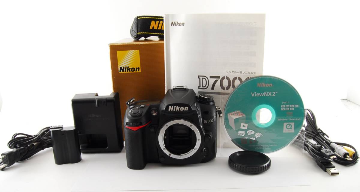 ☆極上美品☆ Nikon ニコン D7000 ボディ 元箱 付属品充実 #9958 bpbd