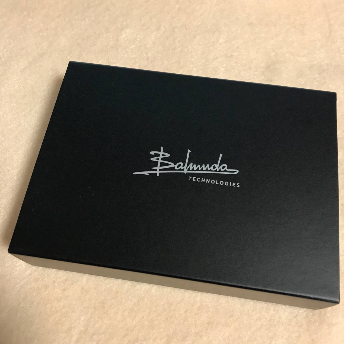 新品/未使用/SIMフリー】バルミューダフォン☆BALMUDA Phone 新品/未使用/SIMフリー】バルミューダフォン☆BALMUDA Phone