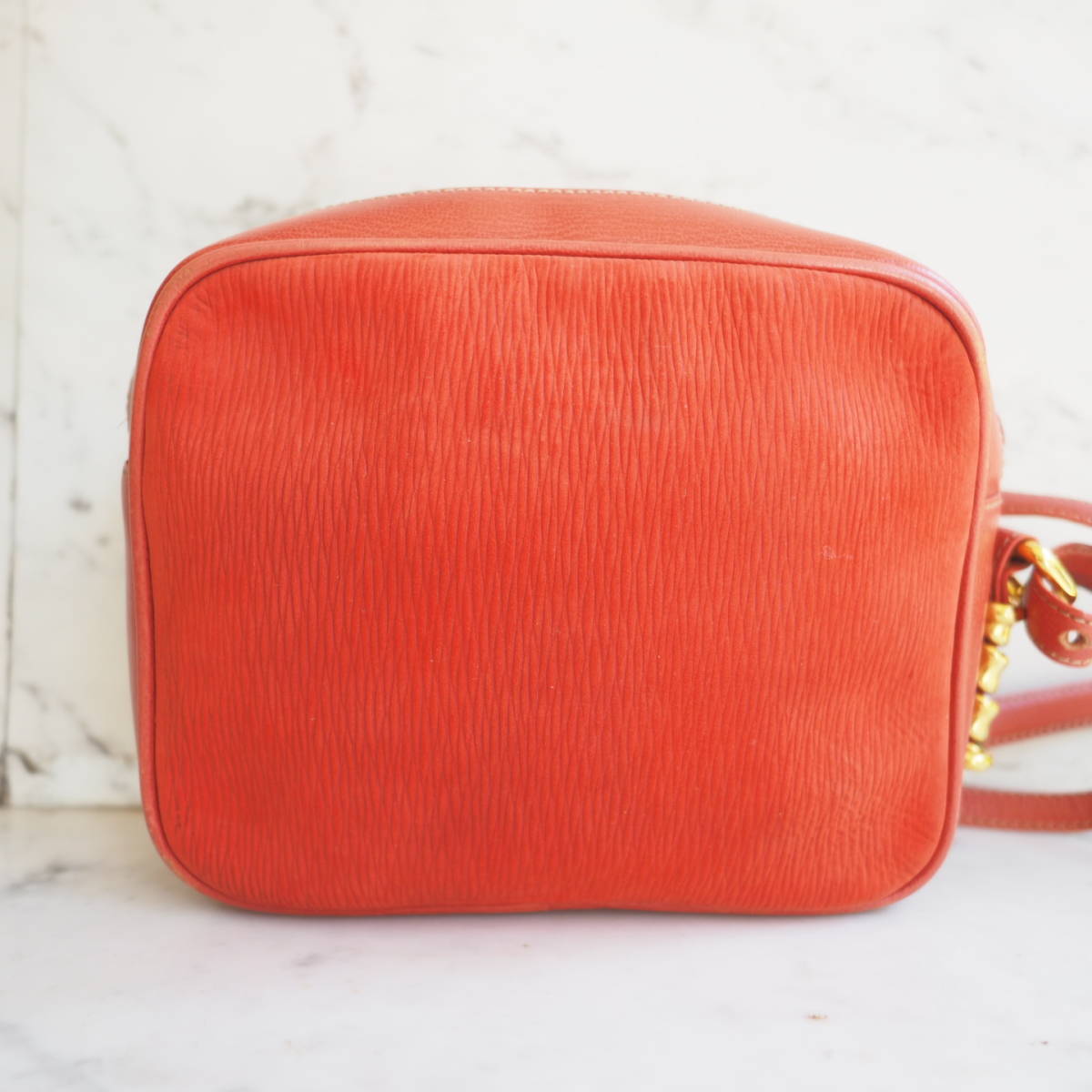 人気 オールドロエベ LOEWE ベラスケス ショルダーバッグ レッド