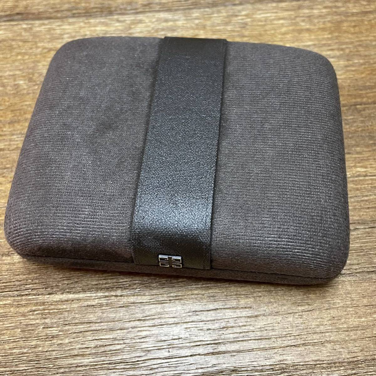 GIVENCHY ジバンシー カフス カフリンクス カフスボタン GIVENCHY ジバンシー カフス カフリンクス カフスボタン
