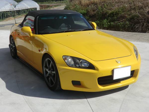 ｓ２０００用トヨシマクラフト製ＦＲＰサイドステップです。