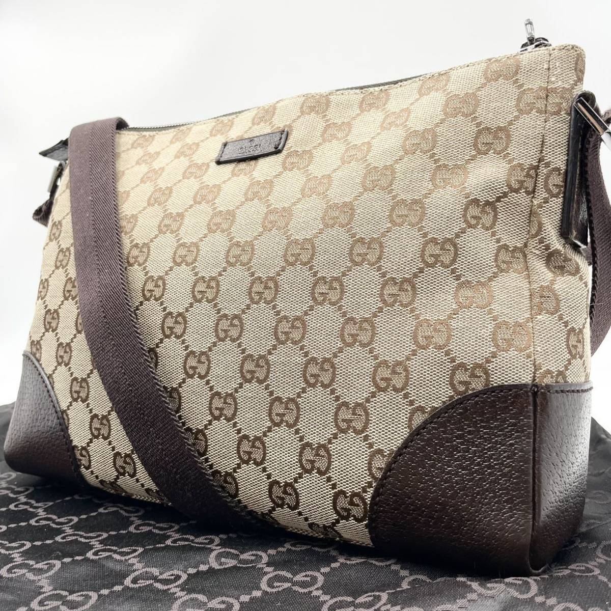 特価】 GUCCI ショルダーバッグ メッセンジャーバッグ GGキャンバス