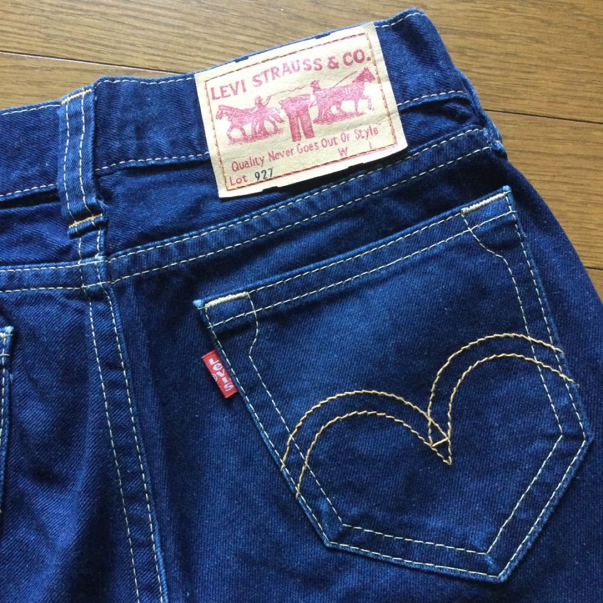 リーバイス Levi's 927 フレア ブーツカットデニム 【廃盤モデル】 美品 リーバイス Levi's 927 フレア ブーツカットデニム 【廃盤モデル】 美品