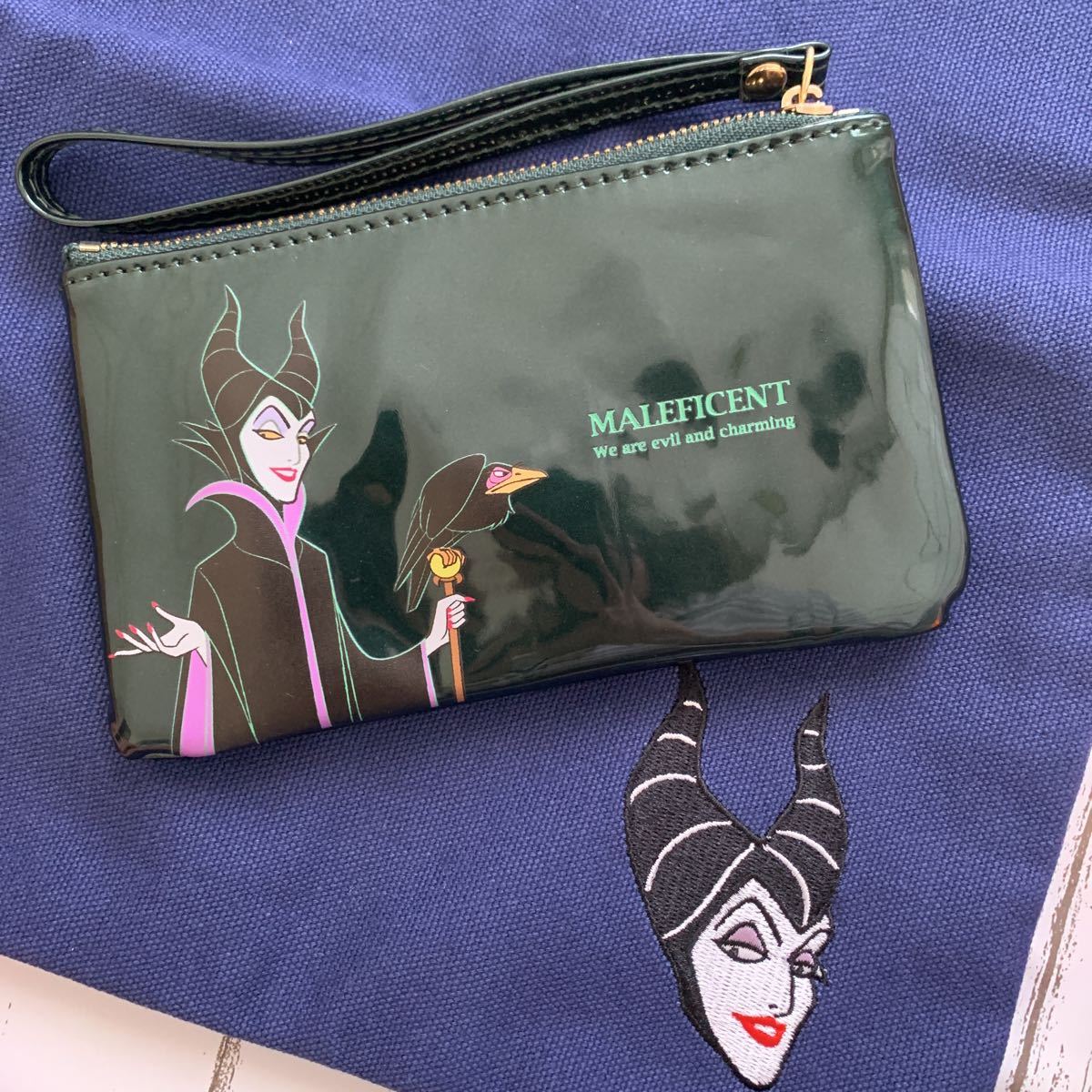 ディズニーDisney台湾限定 小銭入れ付き キャンパスバッグ ディズニー 台湾限定 悪役 マニフィセント トートバッグ 小銭