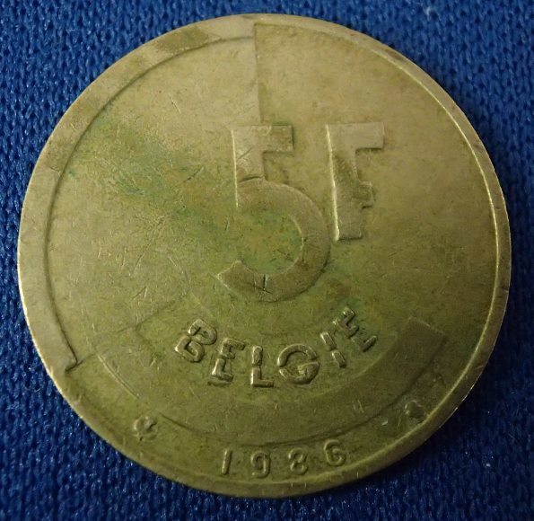 ●ベルギー 旧コイン●1986年5フラン●ボードゥアン1世●並品!!_画像1