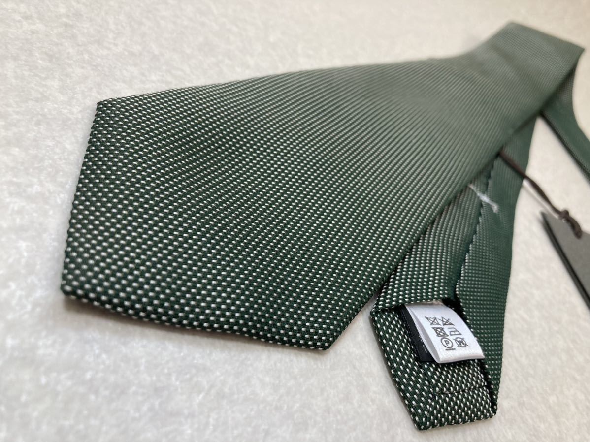 最上の品質な 新品 ボリオリ(伊) ネクタイ クワトロピエゲ グリーンピンドット シルク１００％ スペイン製 定価２．１万円 ネクタイ一般 
