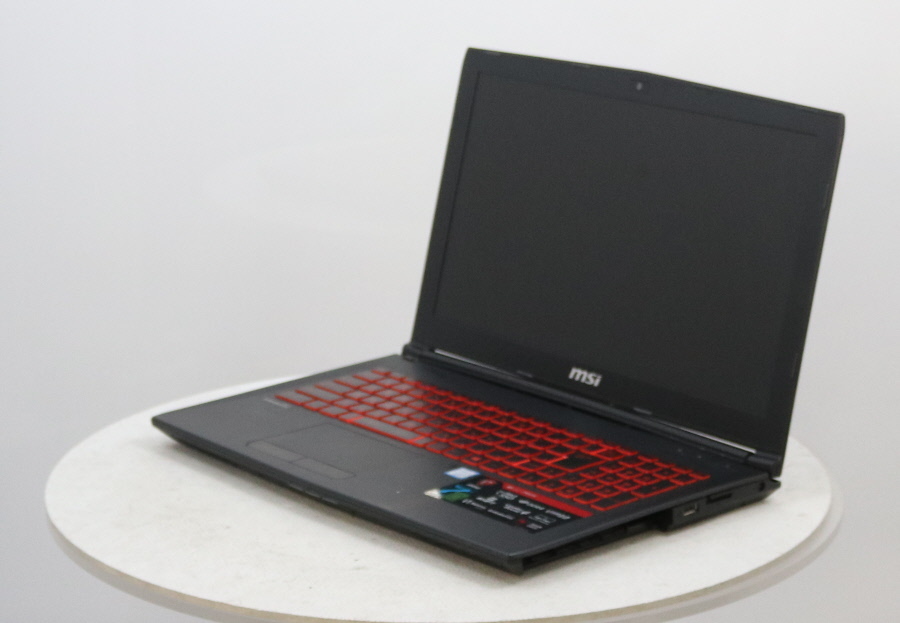 MSI GL62 7RDX-1079JP -　Core i7 7700HQ 2.80GHz 4GB■現状品_画像1