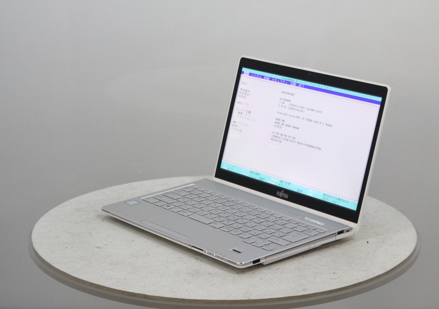 FUJITSU FMVS9B1W01 LIFEBOOK SH90/B1 Core i5-7200U 2.50GHz 4GB