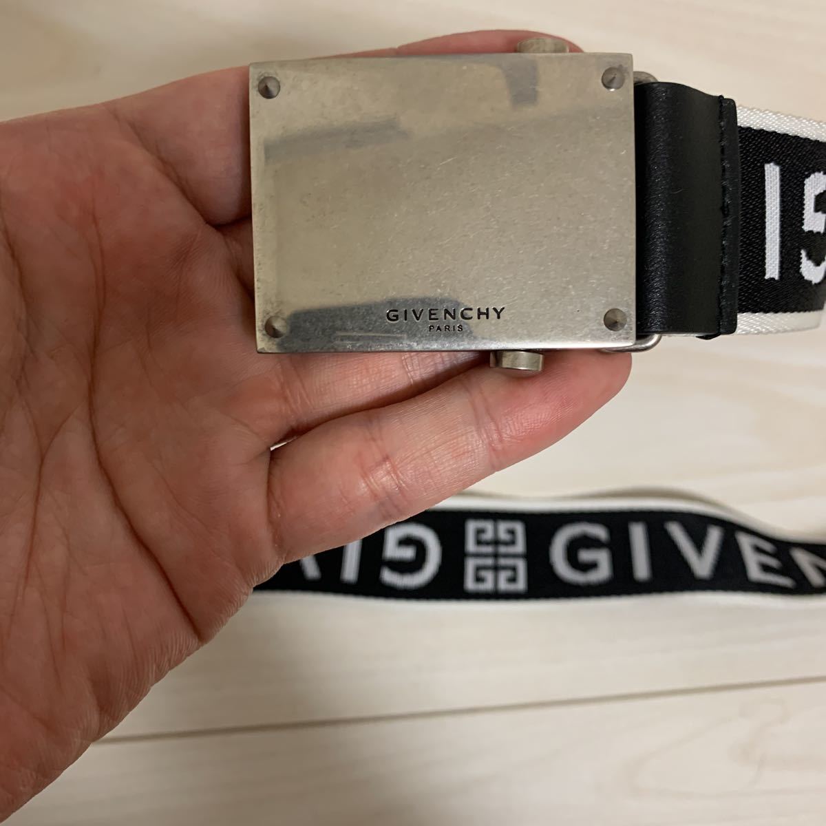 美品 GIVENCHY ヴィンテージ ヌバック レザー ベルト ロゴ スタッズ GIVENCHY ベルト ガチャベルト スタッズ ロゴ|Yahoo!フリマ(旧
