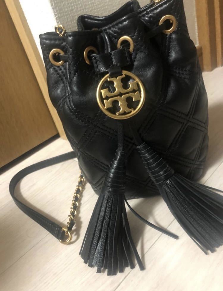 トリーバーチ TORY BURCH レディース ショルダーバッグ フレミング ソフトミニバケットバッグ 74853 新品未使用 レザー 革 黒  ブラック 