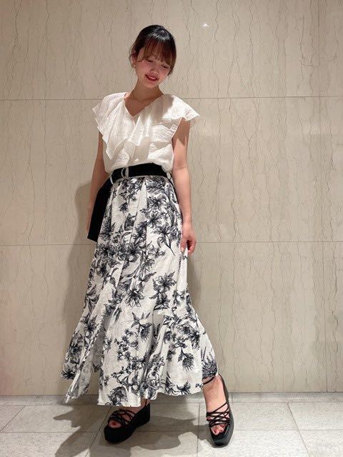専門ショップ ベルティッドタックスカート 3broadwaybistro.com