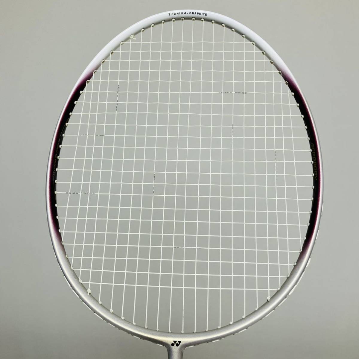 貴重品YONEX ヨネックス AEROTUS 100 エアロータス バドミントン 貴重品YONEX ヨネックス AEROTUS 100 エアロータス バドミントン