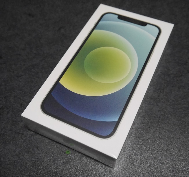 価格相談可! おまけ付 新品未使用 SIMフリー iPhone12 64GB グリーン