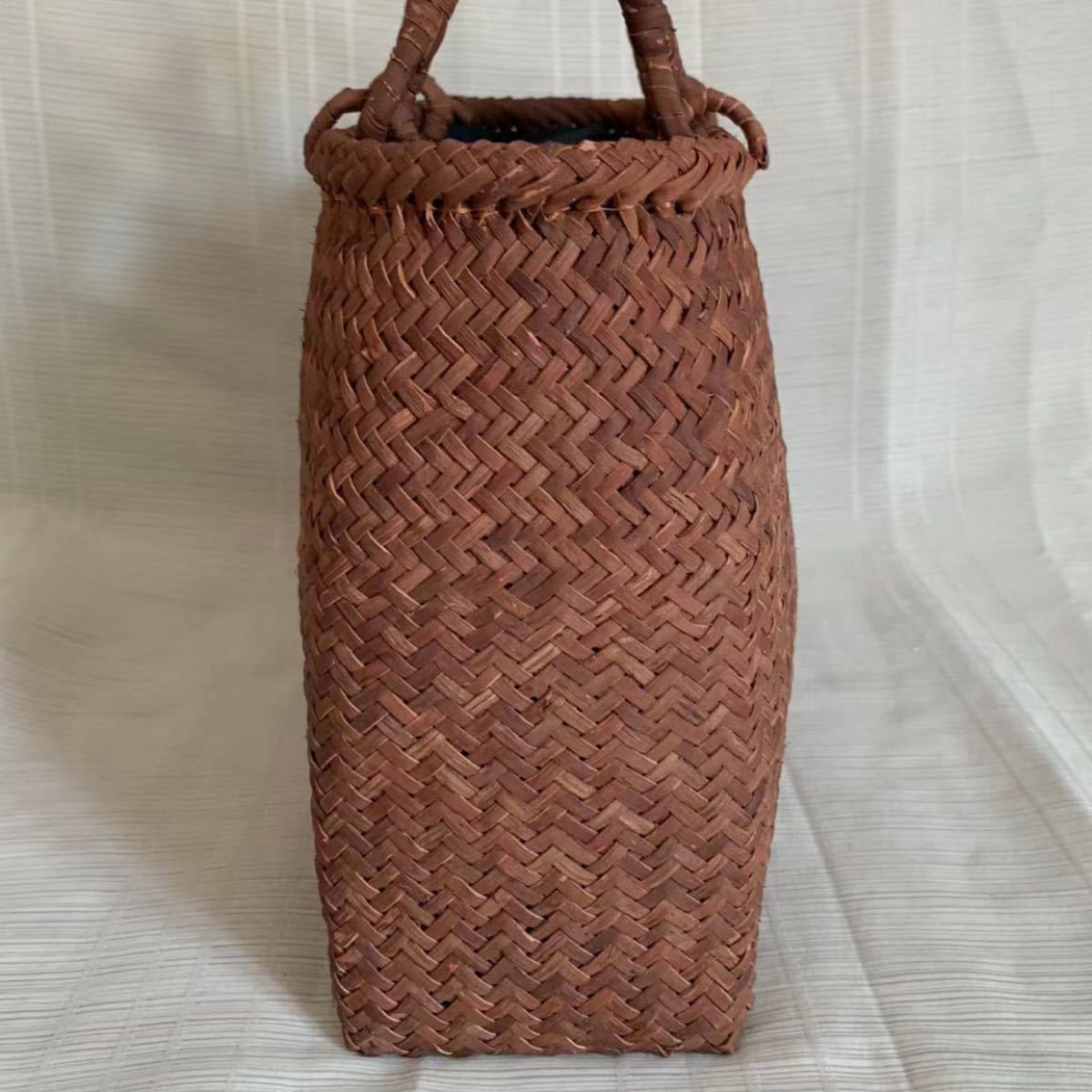 未使用品 長野産 3ミリ蔓手編み 二本飛び網代編 山葡萄カゴバッグ 内布