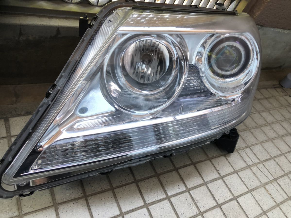 激レア後期純正AFS機能付エリシオンプレステージ純正ヘッドライトP7041