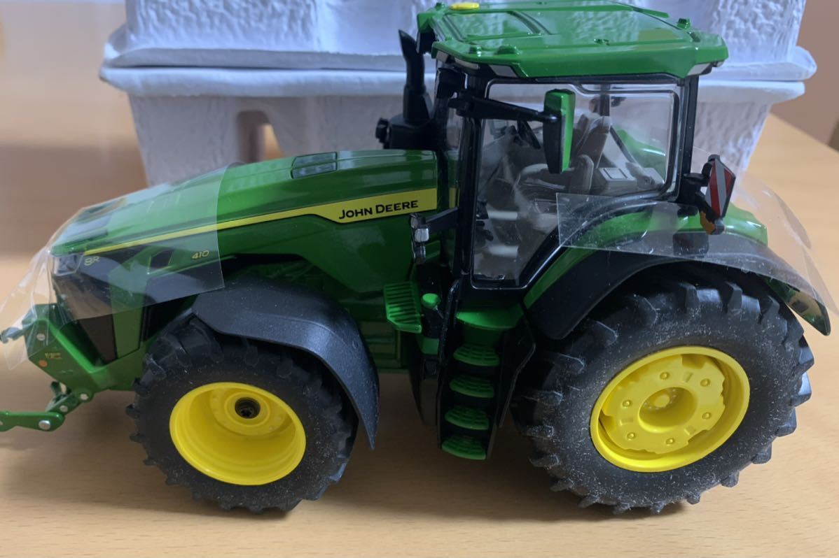 新品 Wiking ジョンディア John Deere 8R410 トラクター ミニカー