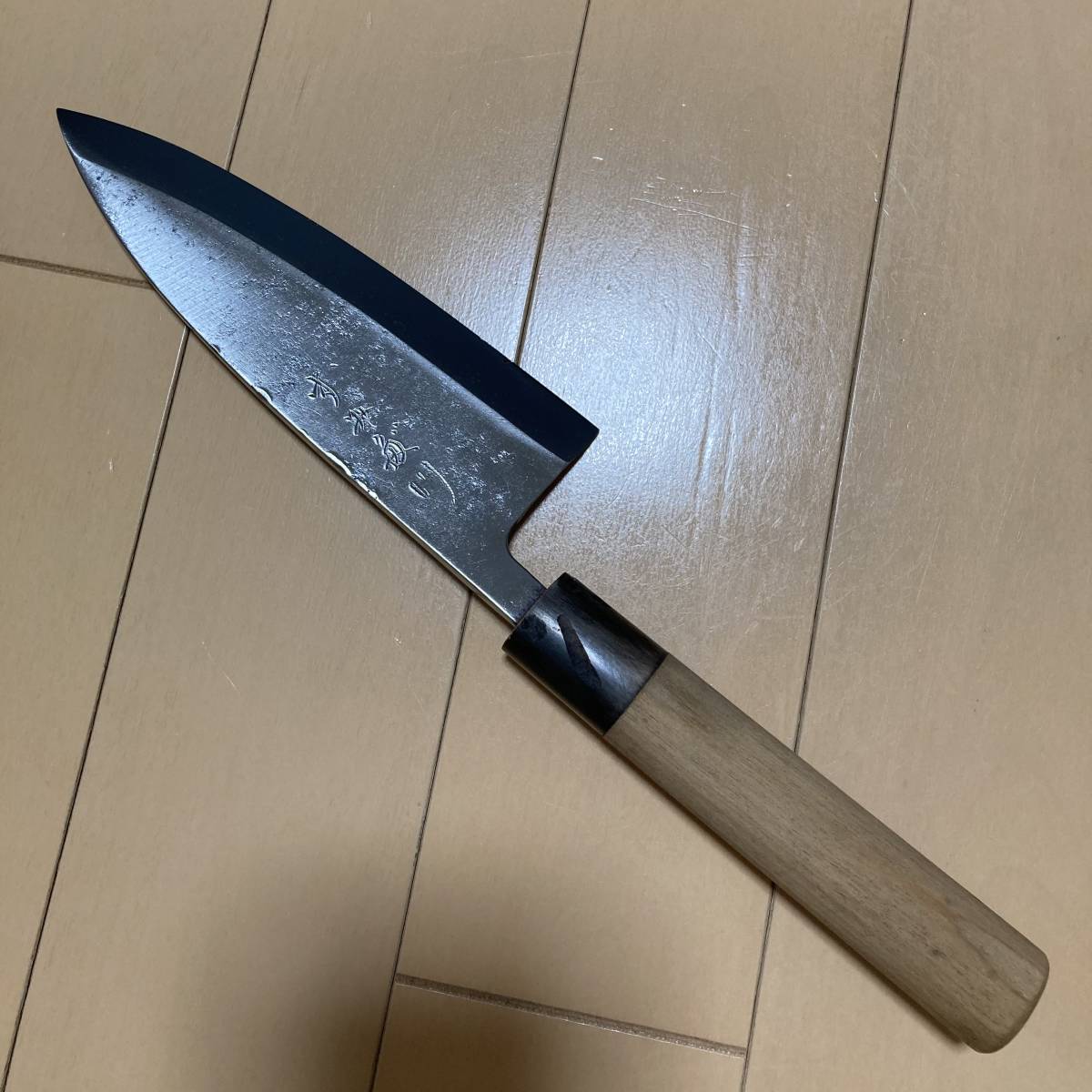 Yahoo!オークション - すみだ川 出刃包丁 水牛柄 霞焼 刃渡り Yahoo!オークション - すみだ川 出刃包丁 水牛柄 霞焼 刃渡り