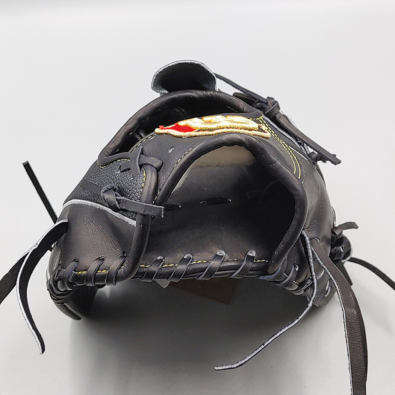 新品 (高校野球対応)】 ウィルソン 硬式グローブ / 投手用 (Wilson