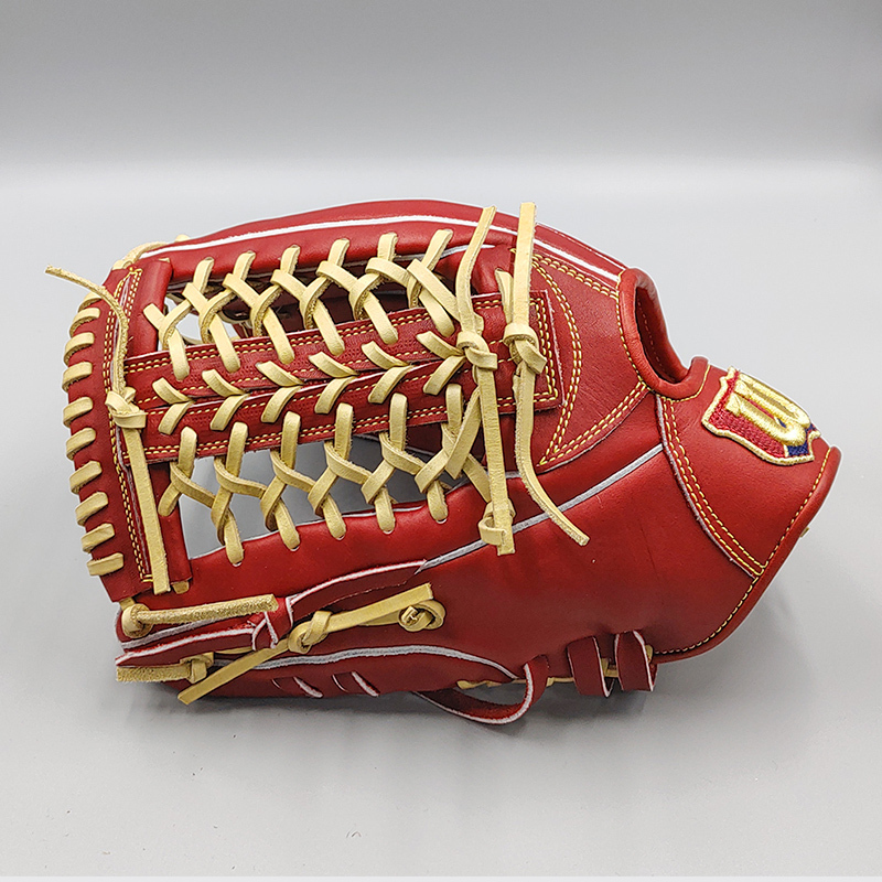 新品 (高校野球対応)】 ウィルソン 硬式グローブ / 外野手用 (Wilson