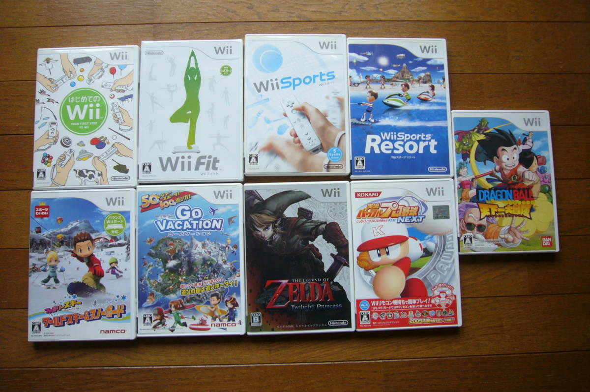 Wii本体　Wiiリモコン×２　Wiiモーションプラス×２　クラシックコントローラー　バランスWiiボード　ソフト９本セット