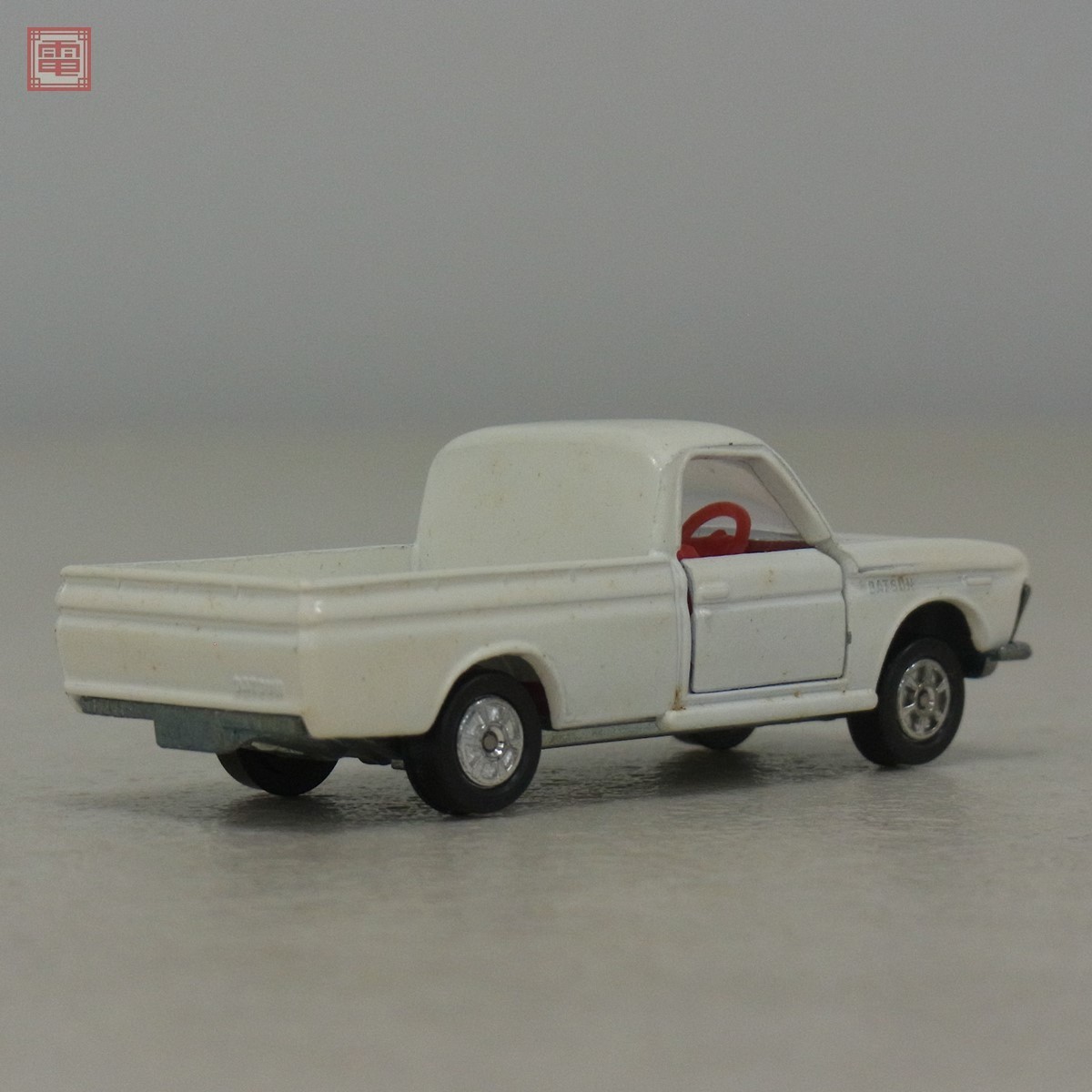 トミカ 日本製 No.42 ダットサン 1300トラック DATSUN 1300TRUCK 旧