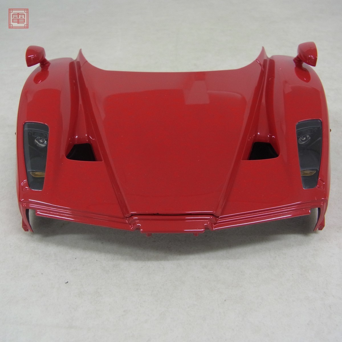 タミヤ 1/12 エンツォ フェラーリ レッド セミアッセンブルモデル