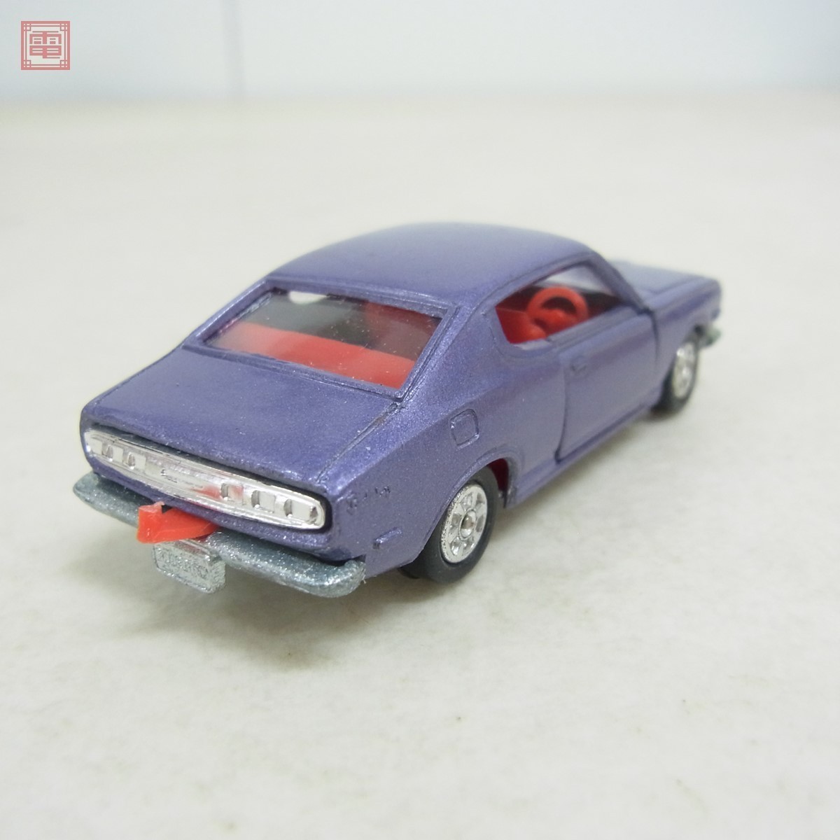 トミカ 日本製 No.62 ニッサン ブルバードU 1800 SSS-E NISSAN