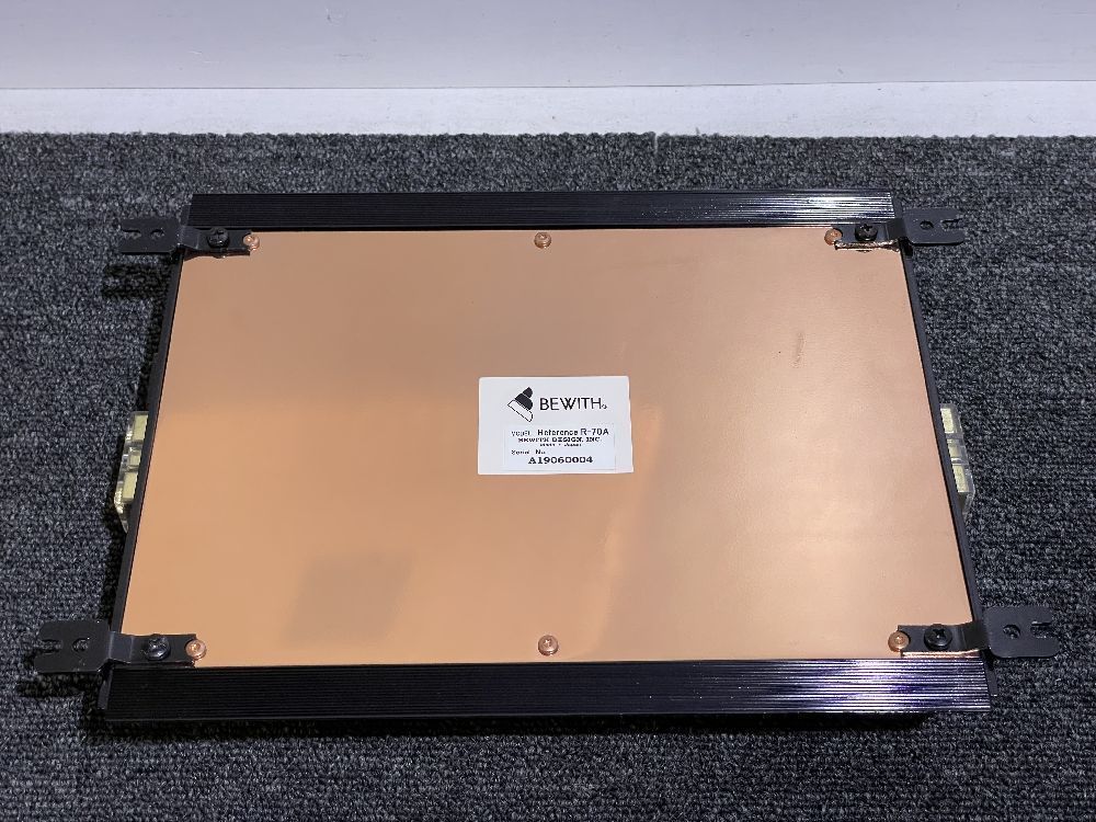 96□□ BEWITH Reference R-70A 安定化電源 レギュレーター 96□□ BEWITH Reference R-70A 安定化電源 レギュレーター