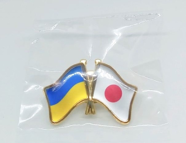 【ウクライナ　日本】　国旗　友好ピンバッジ　支援　募金　寄付　平和　戦争反対_画像2