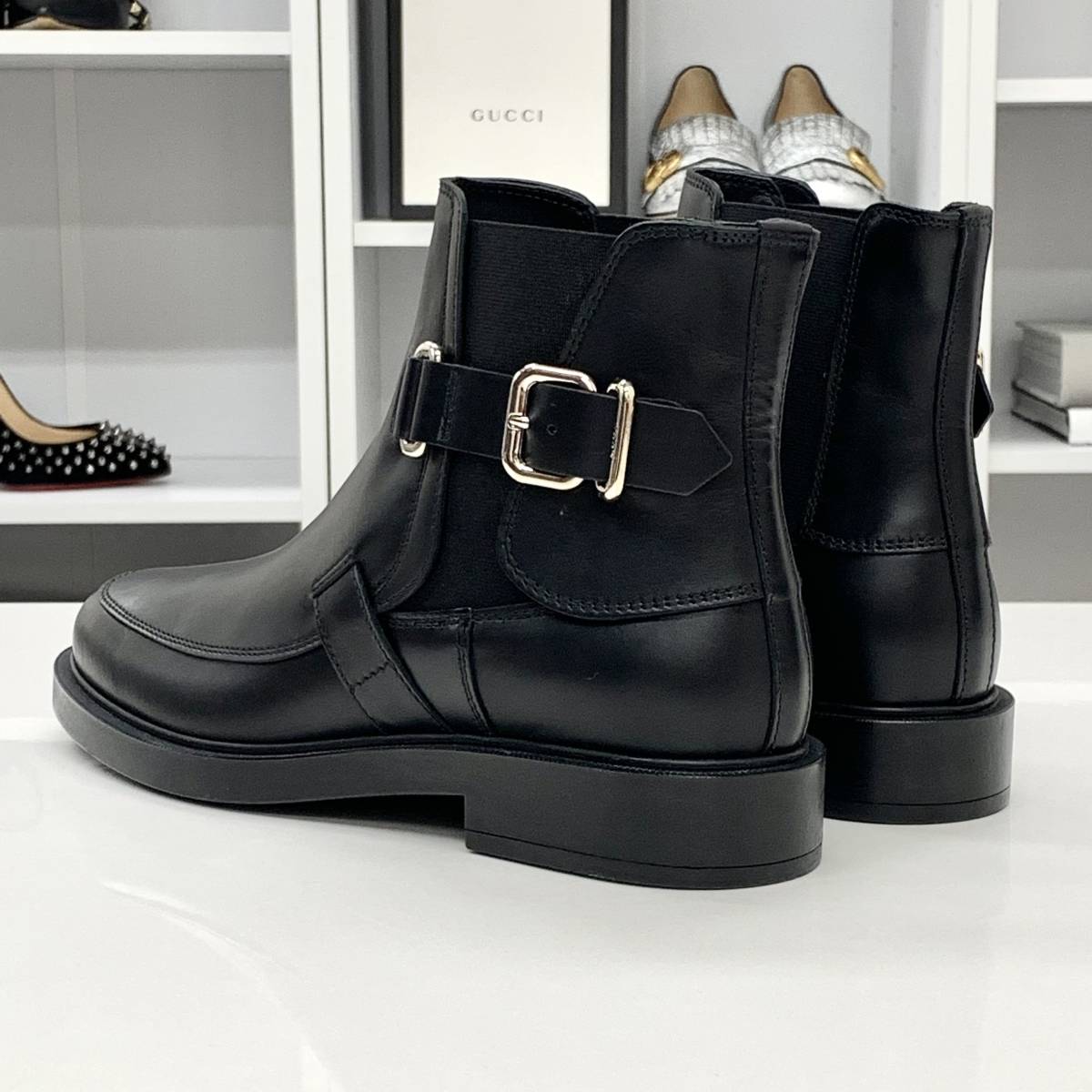 4233 トッズ レザー サイドゴア ショートブーツ ブラック | label-shop.ir