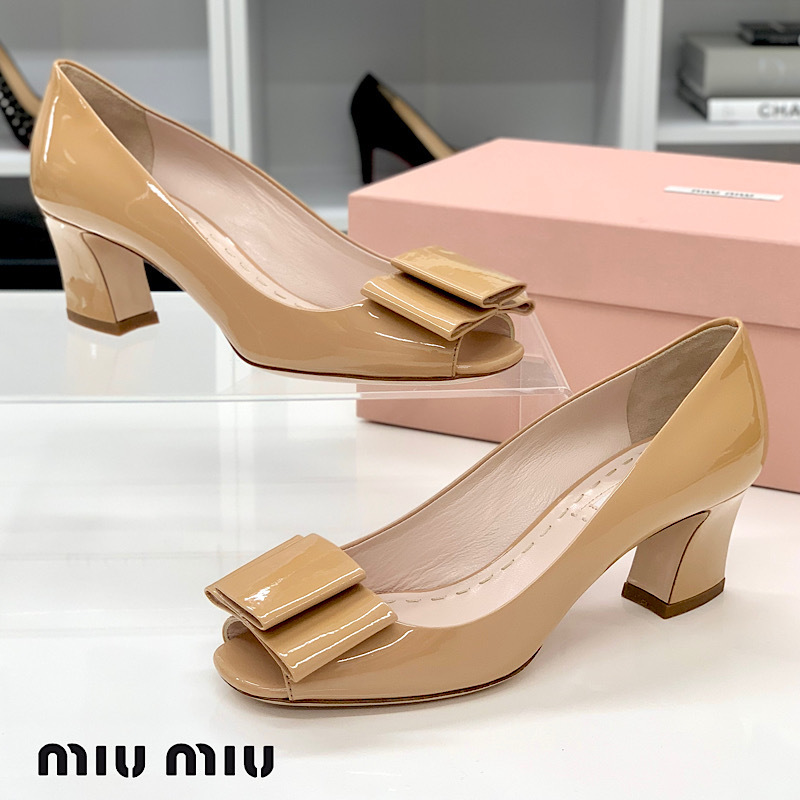 4237 unused MiuMiu pa tent ribbon open tu pumps beige 