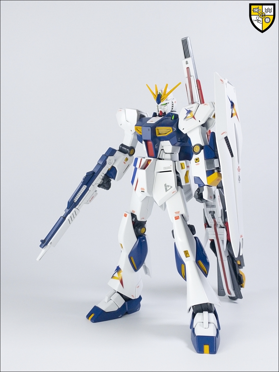 【EG】ENTRY GRADE RX-93ff νガンダム 改修 塗装済 完成品 + 福岡 GUNDAM SIDE-F 限定 アクションベース5 [GUNDAM SIDE-Fカラー]