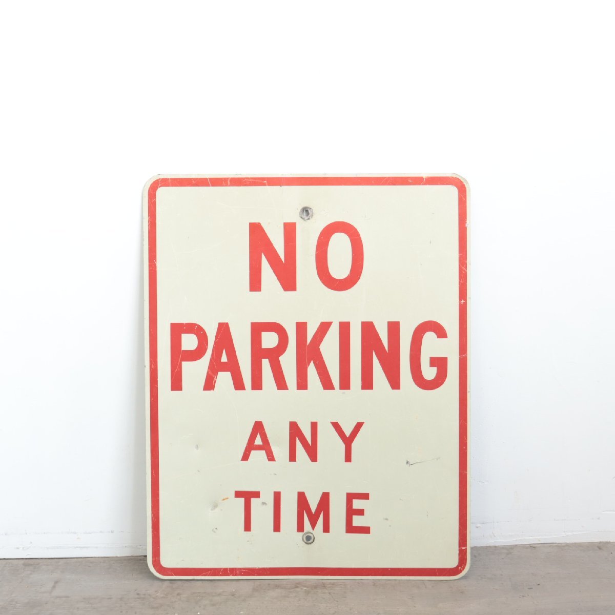 #4717 アメリカ ヴィンテージ 駐車禁止 看板 ロードサイン ストリートサイン インダストリアル ディスプレイ ガレージ 標識