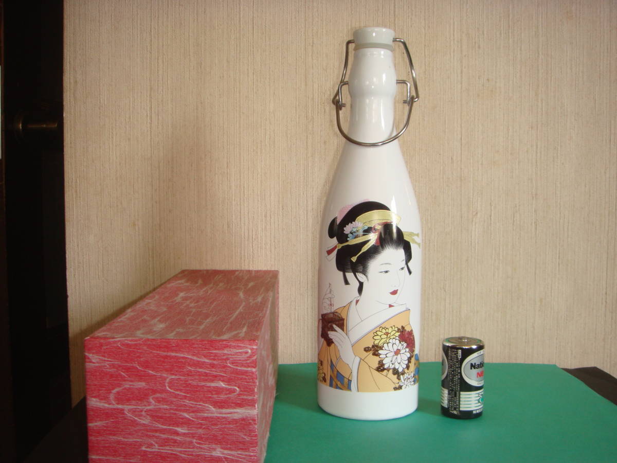 C　珍品　酒瓶　浮世絵美人「はるな 小町」　未使用品　化粧箱入り　高さ約30cm　容量約5.5合_画像10